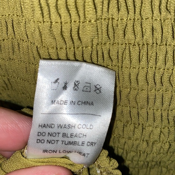 SALE!!
NWOT Strut & Bolt Sage Green Women's Tank Top - Picture 6 of 10